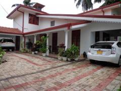 Luxury house in Seeduwa facing Col/Neg road