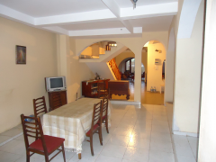 Valuable Ancient House with garden in Galle Fort.