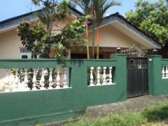 Land with house in Mawaramandiya